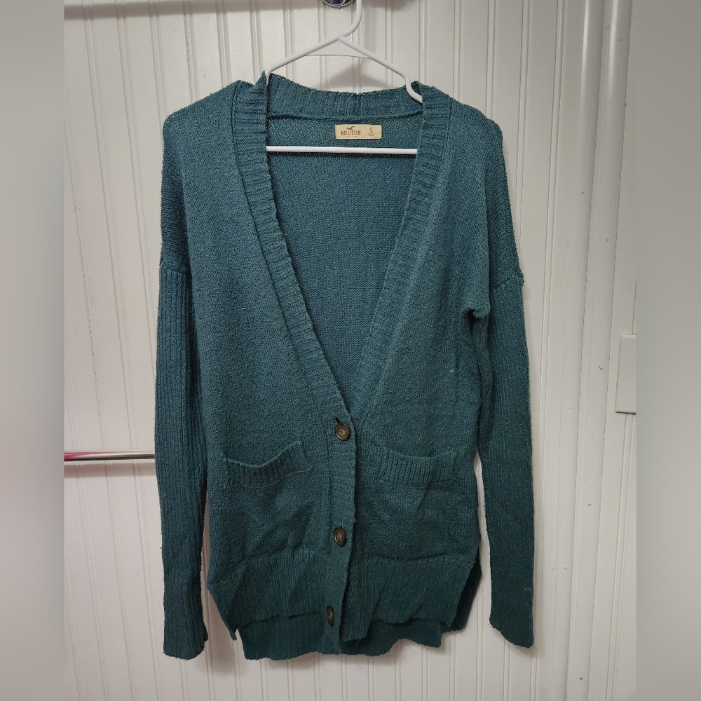 Hollister Deep V button-up cardigan